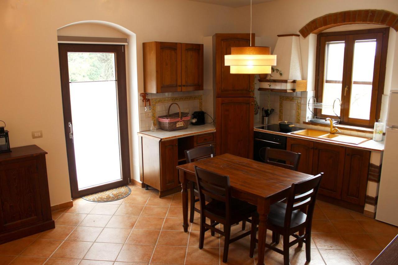 Agriturismo Il Broletto Суверето Екстериор снимка